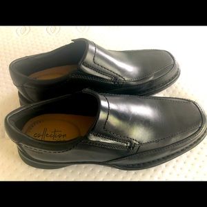Clarks collection Kempton free Black  size 7